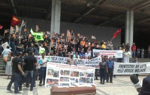 Representantes do Sintest MG participam de Ato Público contra o desmonte da legislação trabalhista no país