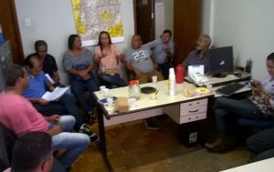 Presidente do Sintest MG apresenta planejamento estratégico do sindicato durante primeira reunião com a diretoria em 2017